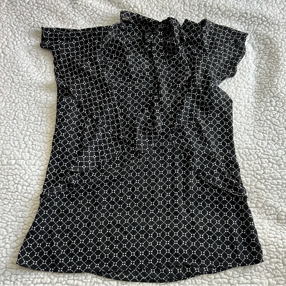 Worthington Black and White Patterned Blouse - Picture 7 of 9